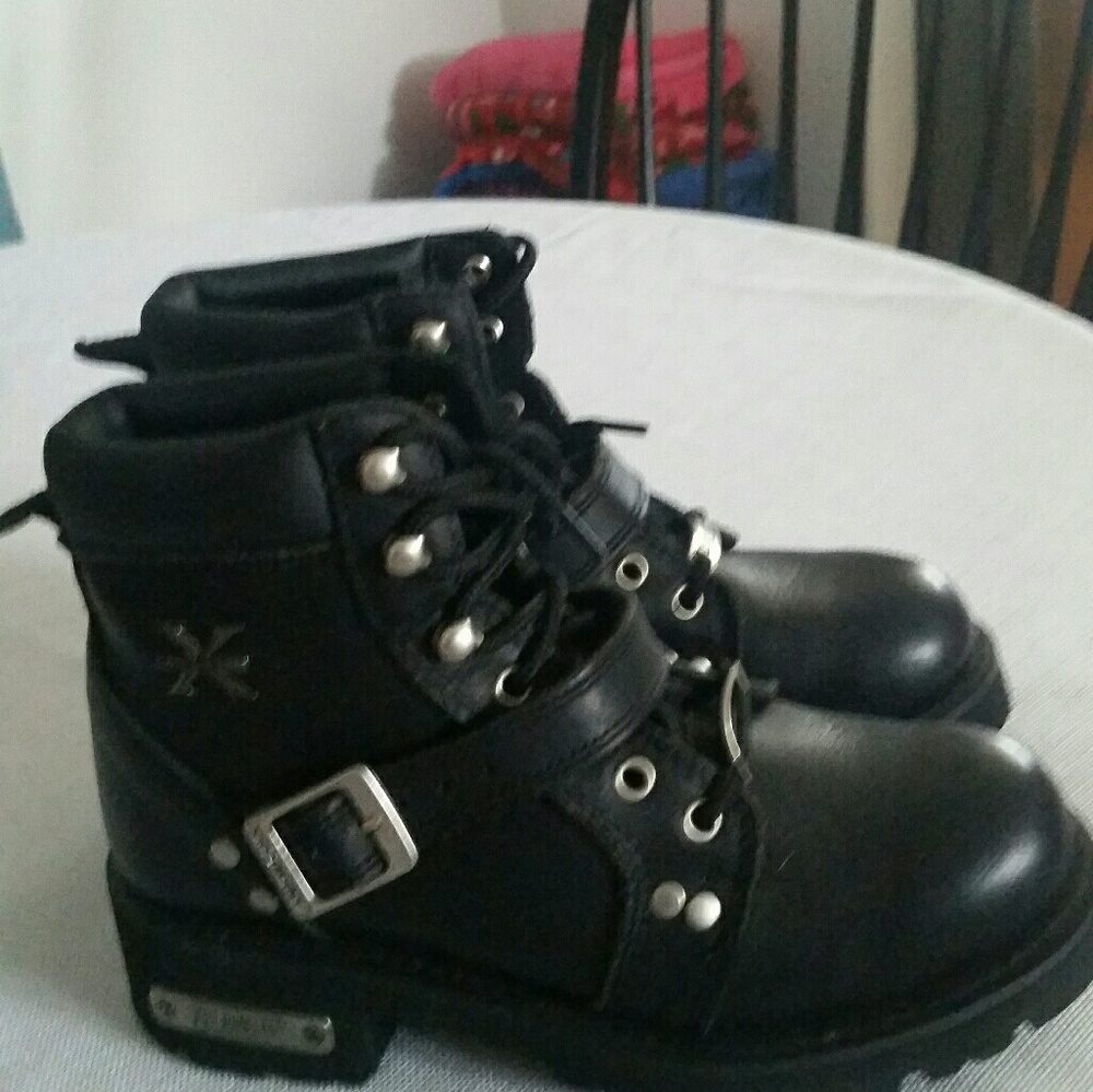 Womens Element Boots